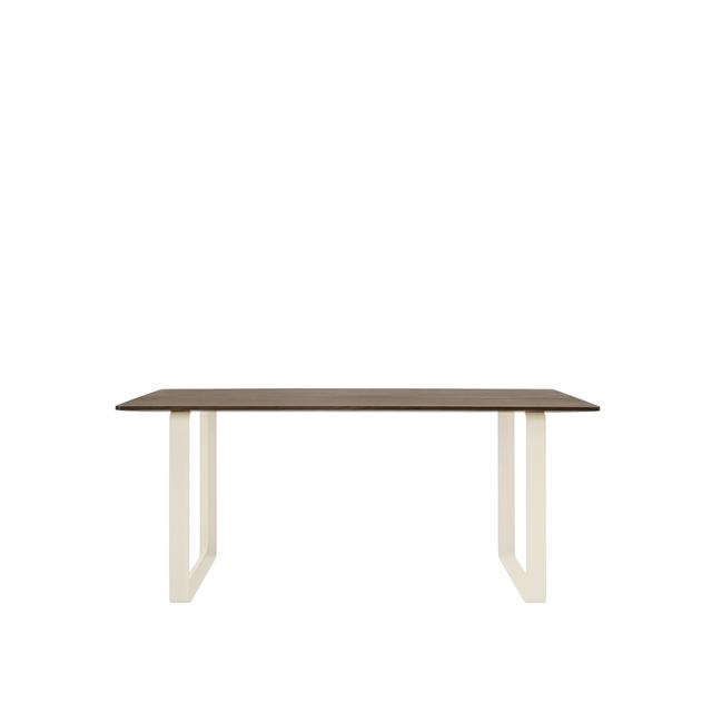 Muuto 70 70 Spisebord i Røget Eg - Elegant Design