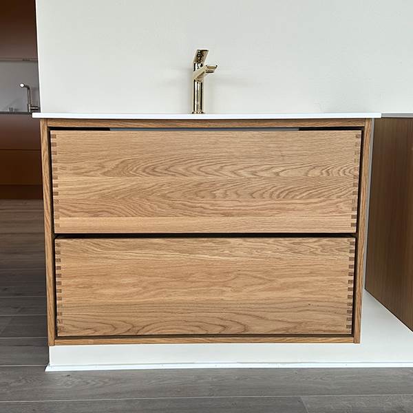 Wood Zone Badeværelsesmøbel 80 cm - Elegant Design