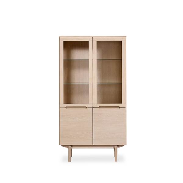 Elegant vitrineskab SM307 fra Skovby - Nyhed!