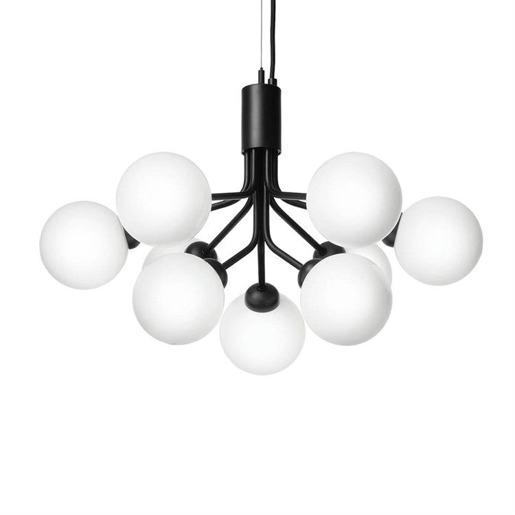 Nuura Apiales Pendel i Satin Sort og Opal Hvid