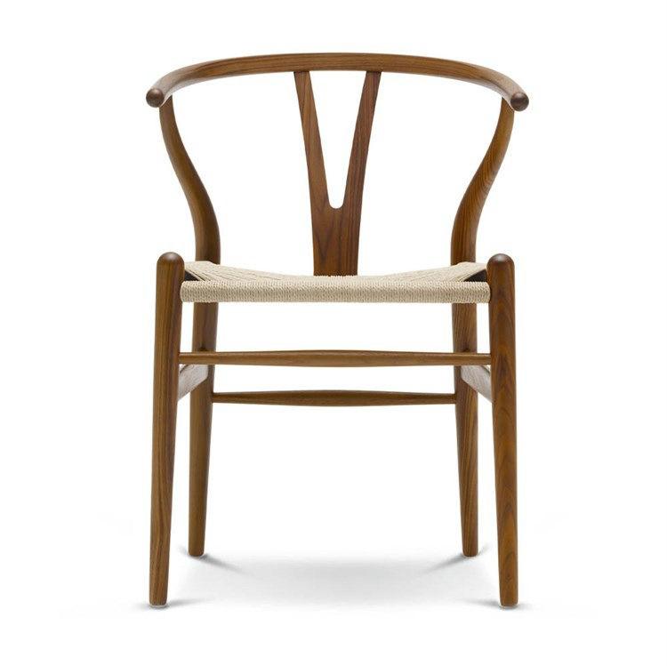 Carl Hansen & Søn CH24 Y-stol i Valnød med Naturflet