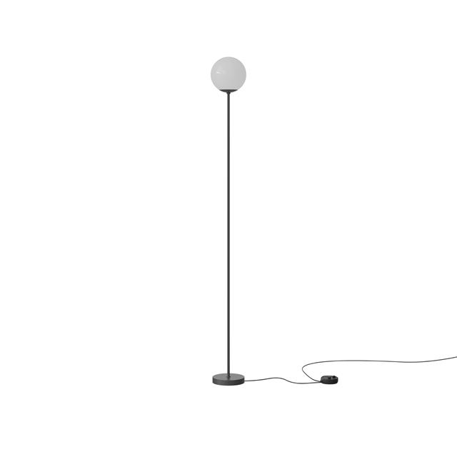 Astep Model 1081 Sort Gulvlampe – Tidløs Elegance