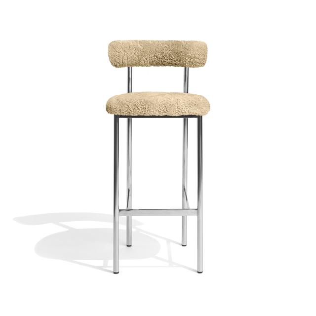 Møbel Copenhagen Font Barstol 65   Sheepskin Honey Poleret Stål Stel